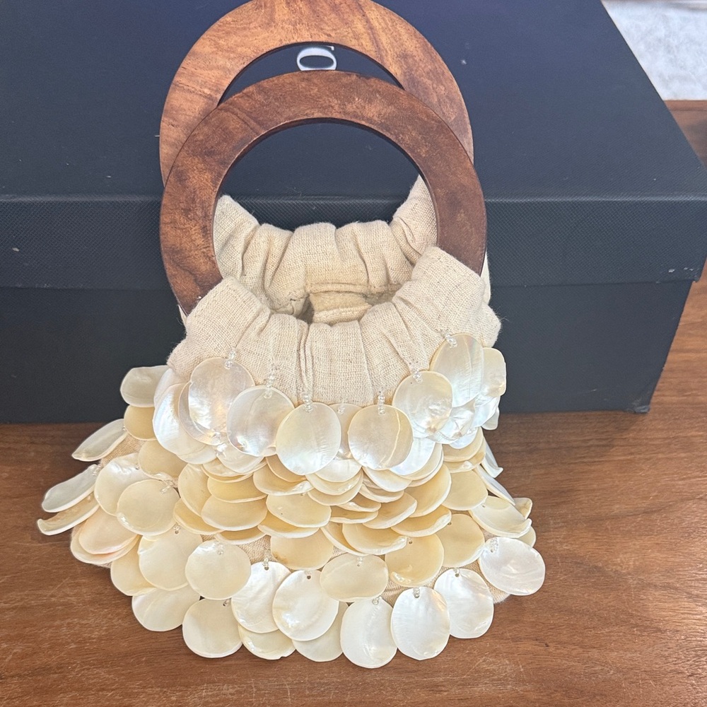 Two's Company Cream Shell purse